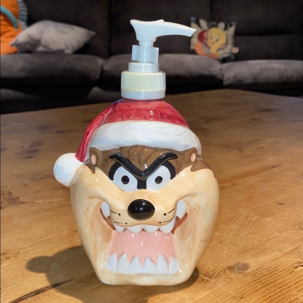 * RARE * Warner Bros Vintage Taz Soap dispenser